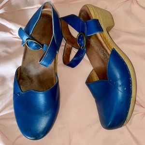 Vintage Dansko Leather Clogs